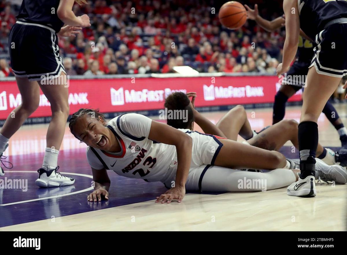 UC San Diego Tritons at Arizona Wildcats Womens Volleyball