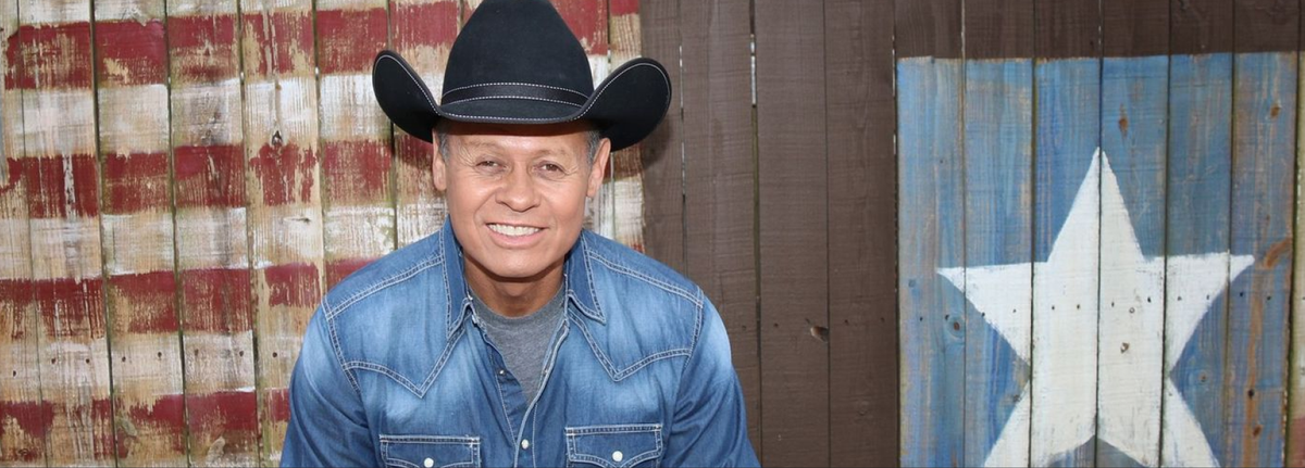 Christmas with Neal McCoy at Oxford Performing Arts Center