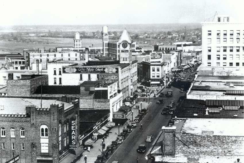 October Legends and Lore Walking Tour \u2013 Downtown Muskegon