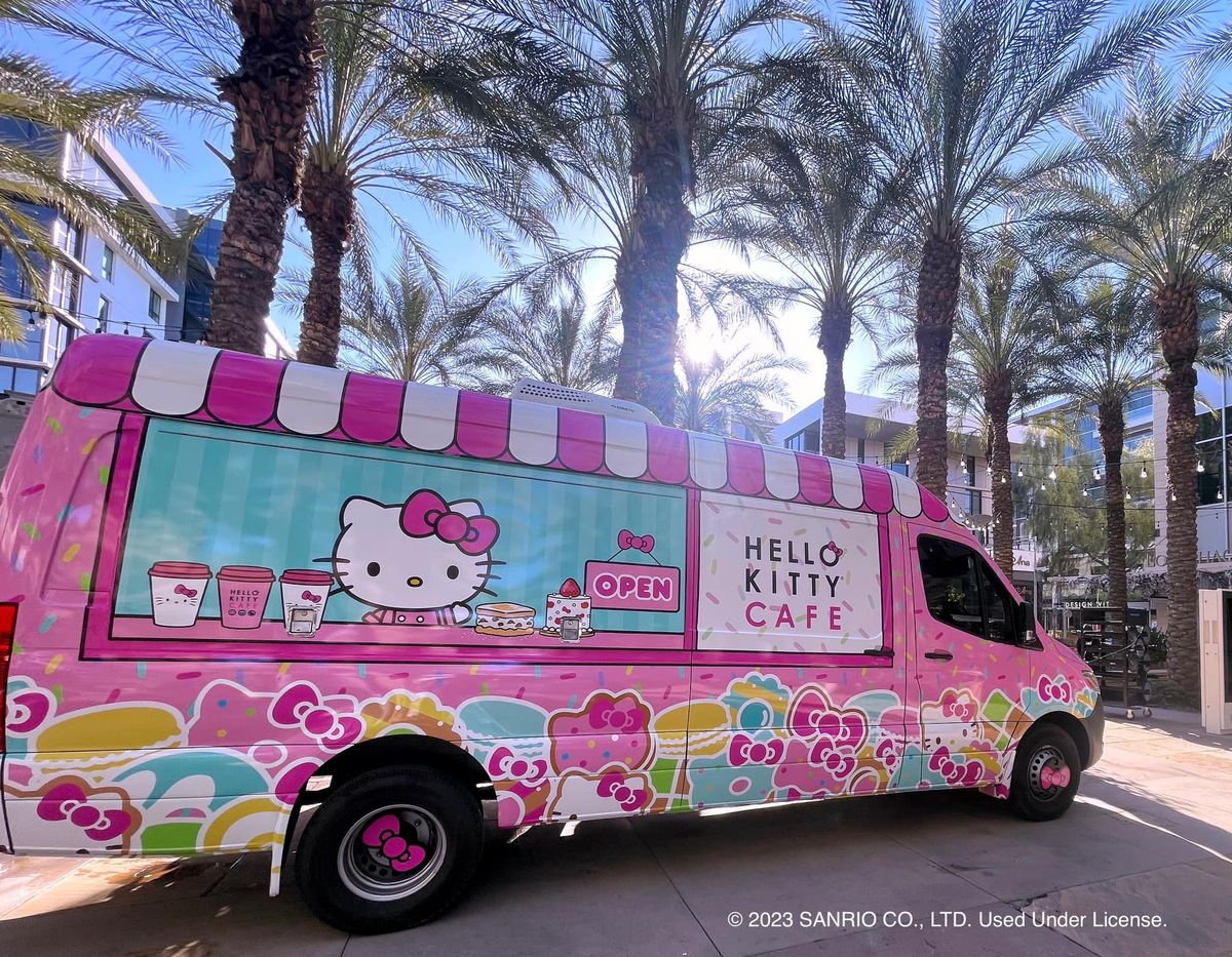 Hello Kitty Cafe Truck Central - Scottsdale Appearance