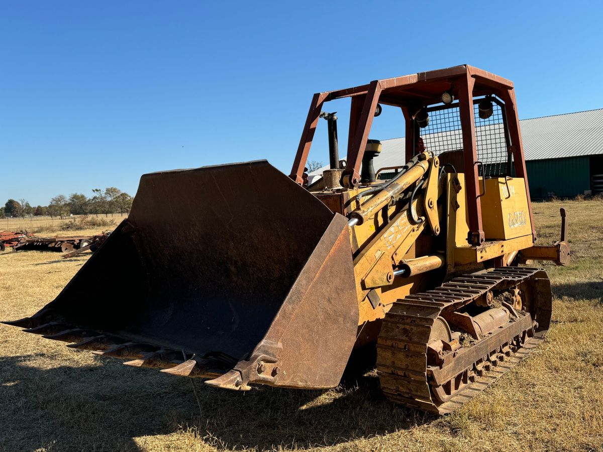 Leon Wilmoth Farm Auction