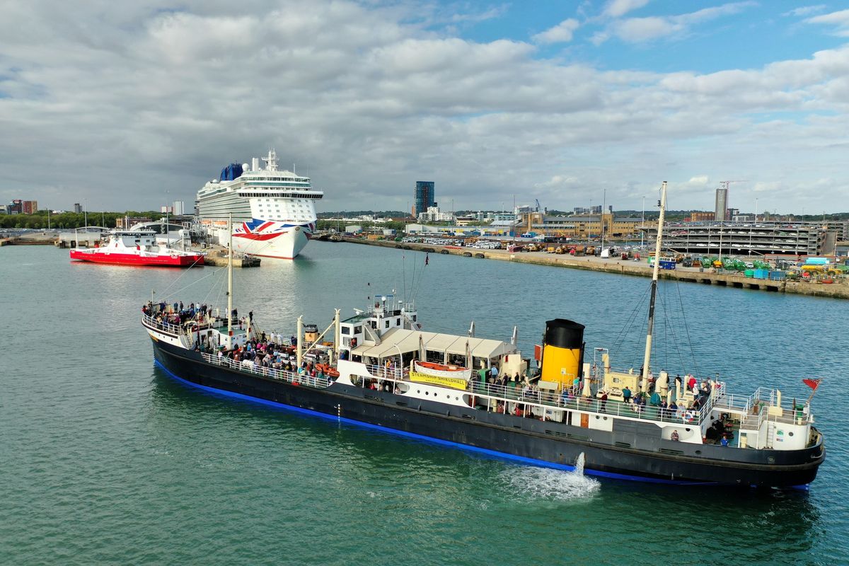 Steamship Shieldhall: Steam to the Solent Cruise with the Selsey Shantymen and ship spotting