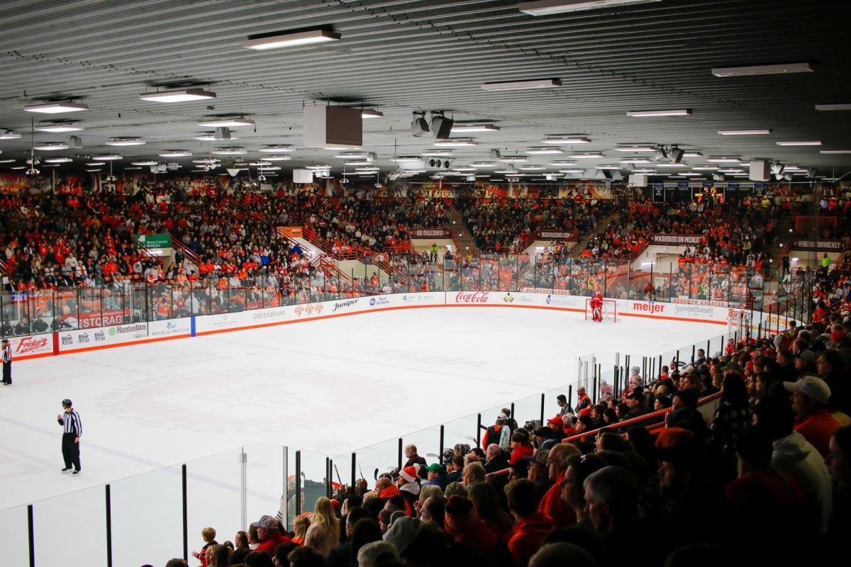 St.Thomas Tommies at Bowling Green Falcons Hockey at Slater Family Ice Arena