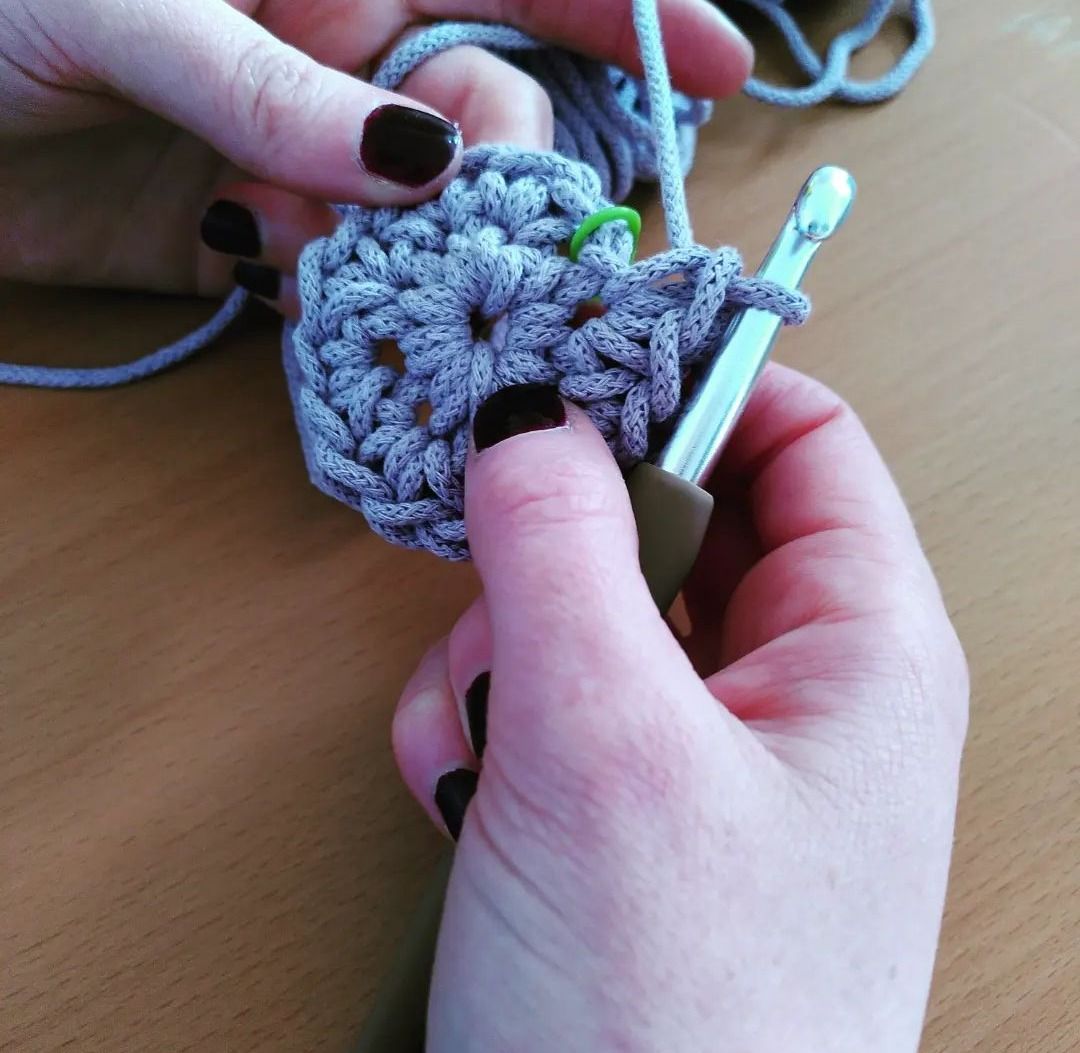 Learn how to crochet 