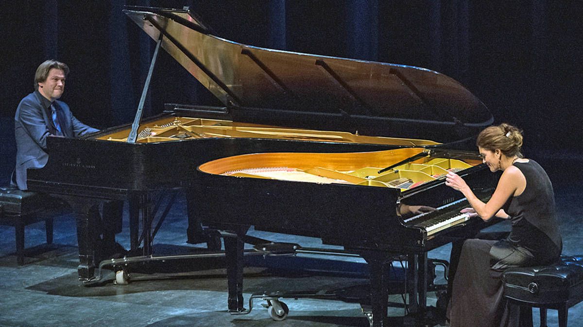 Parking Vancouver Symphony Orchestra - Surrey Sundays - The Music of James Bond