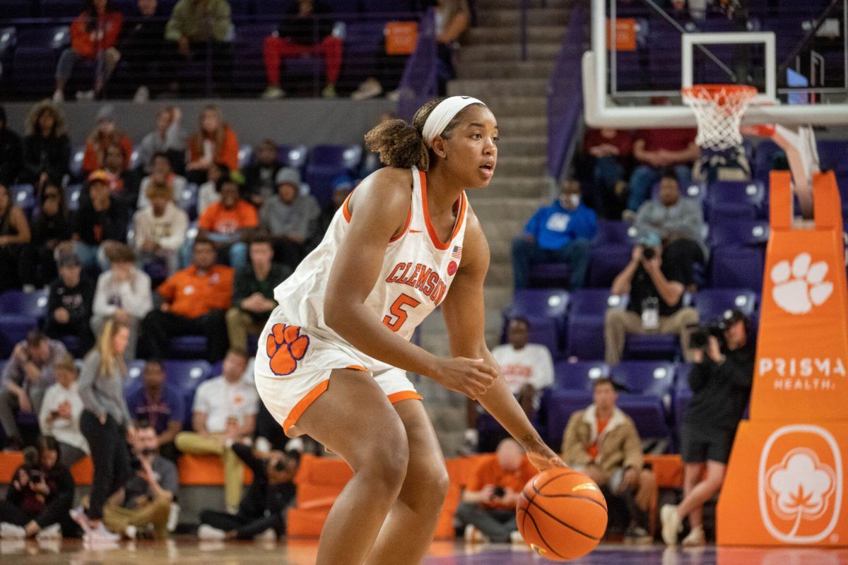 Parking Clemson Tigers at North Carolina Tar Heels Womens Basketball