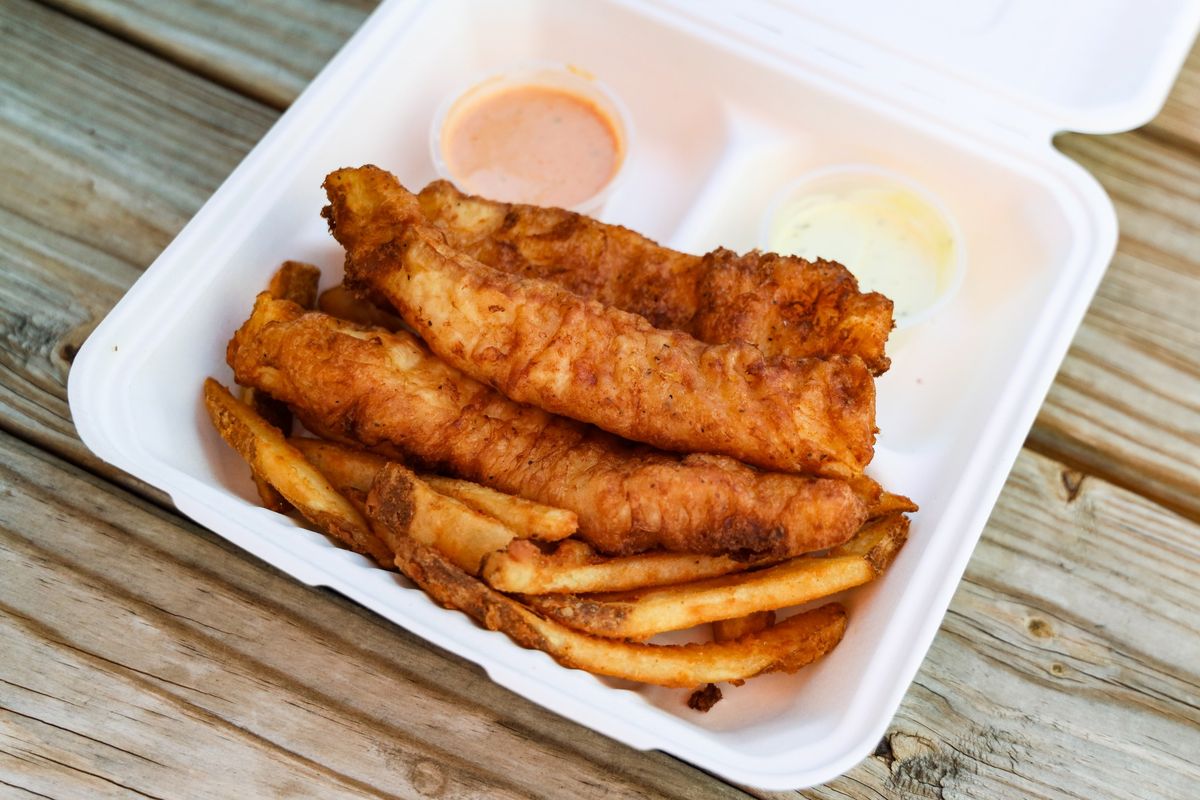 McKinney, TX - On The Hook Fish and Chips