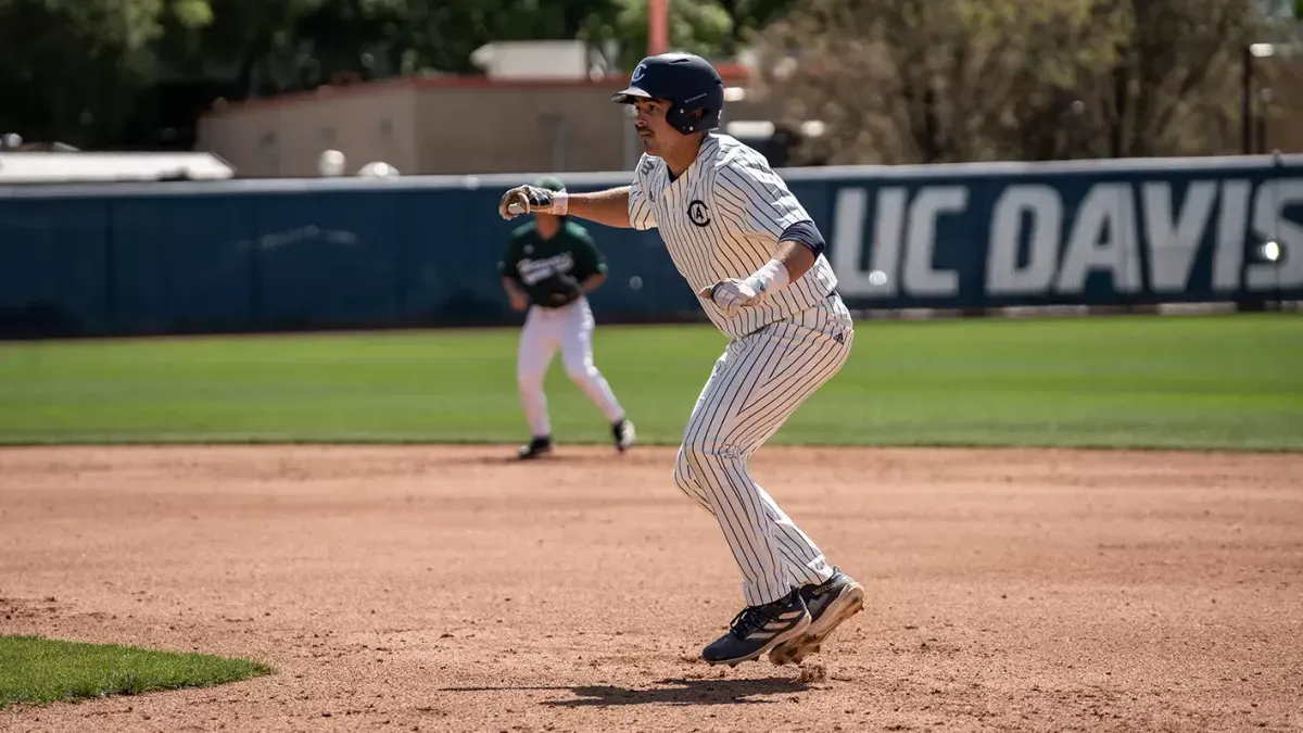 UC Davis Aggies at Hawaii Rainbow Warriors Baseball