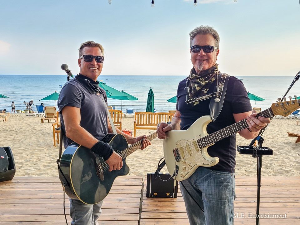 Live Music - Matt & Buddy