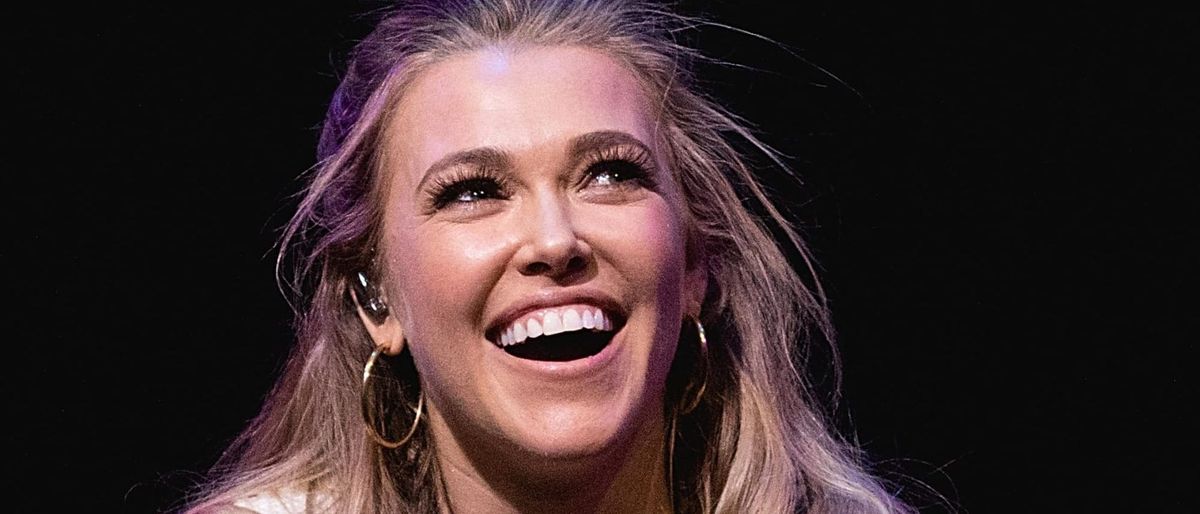  Rachel Platten