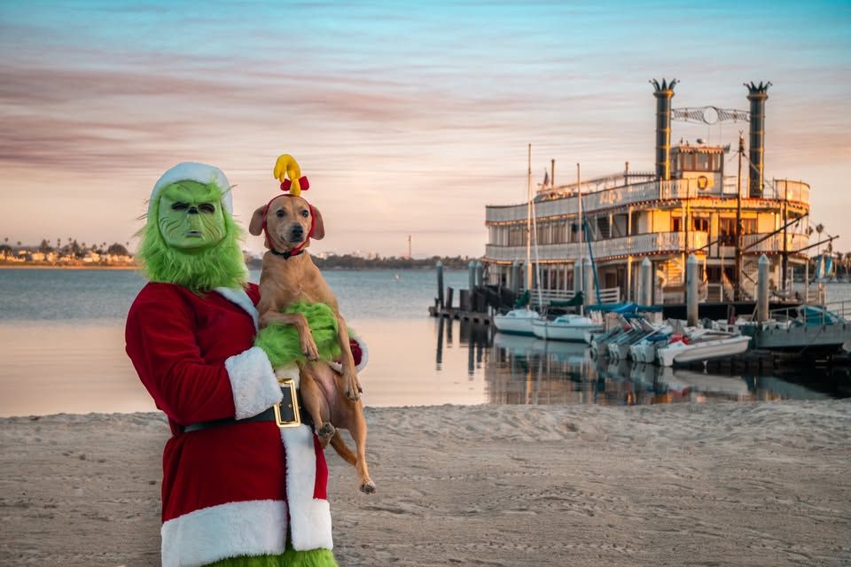 Jingle Belle Cruises on Mission Bay 2024