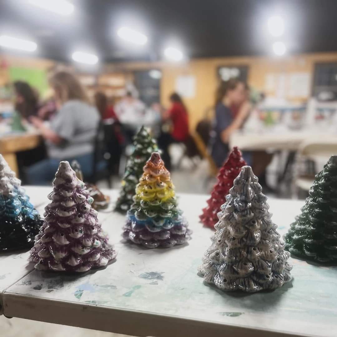 9inch Christmas Tree Painting Party 