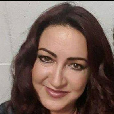 Mandi Quinn (Dot Utopia)