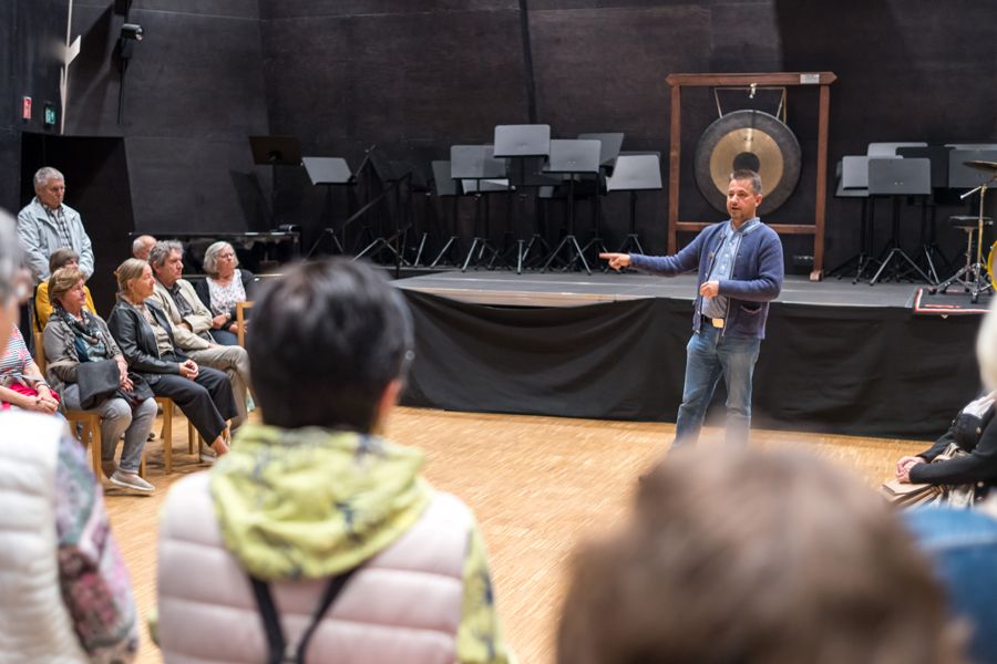 Hausf\u00fchrung in der \u00bbVolksmusikakademie in Bayern\u00ab