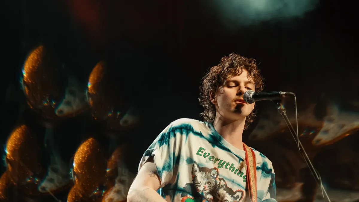 Houndmouth, The Takes in Wilmington