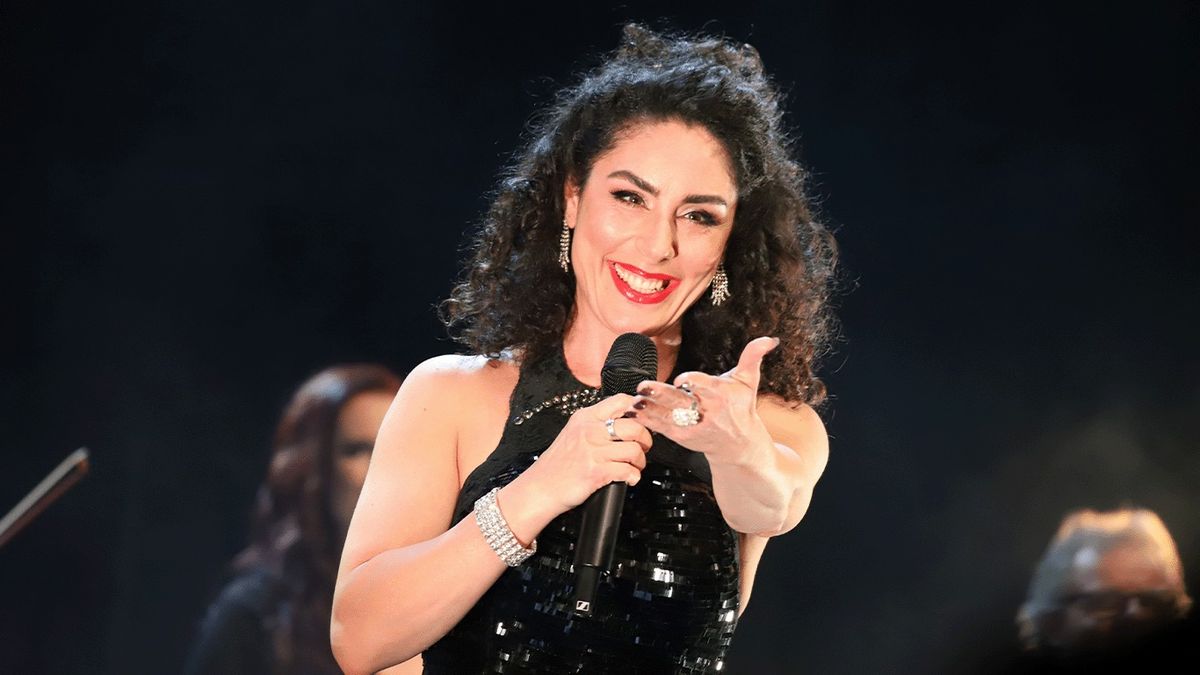 Negar Zarassi \/ Fr\u00e5n Piaf till Puccini | Stora Teatern