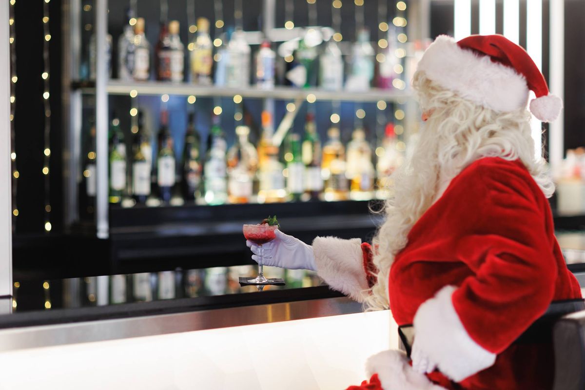 Lunch with Father Christmas at Crowne Plaza Chester 