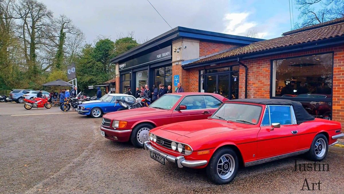 Classic Cars & Bikes at Emmas Cafe