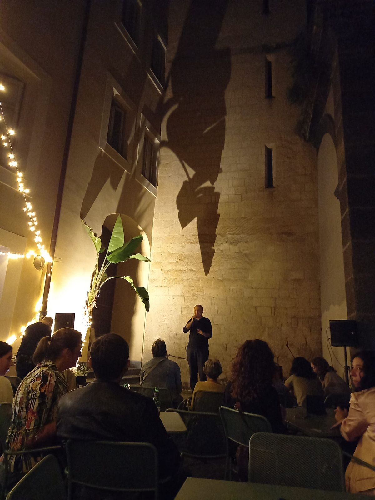 MEDITERRANEO SOUND in cortile