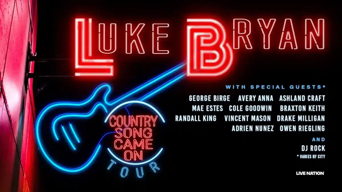 Luke Bryan with George Birge, Cole Goodwin, and Mae Estes