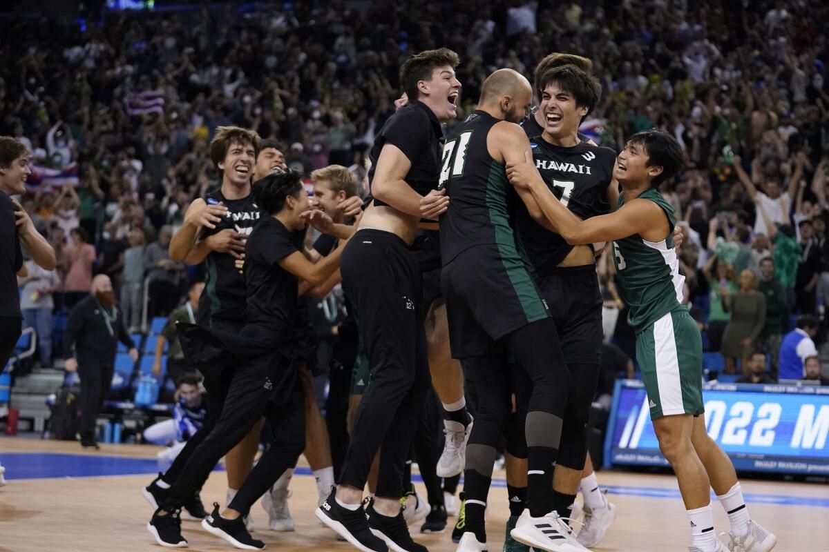 Hawaii Rainbow Warriors at Long Beach State Beach Mens Basketball at Walter Pyramid