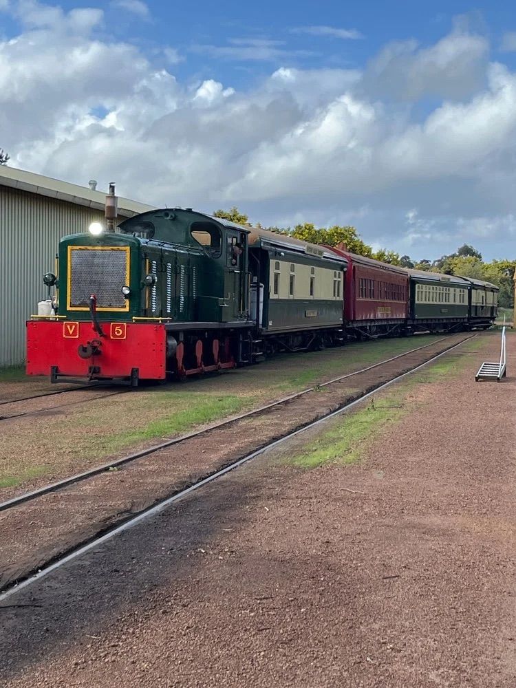 Hotham Valley Railway\u2019s Sundowner Train