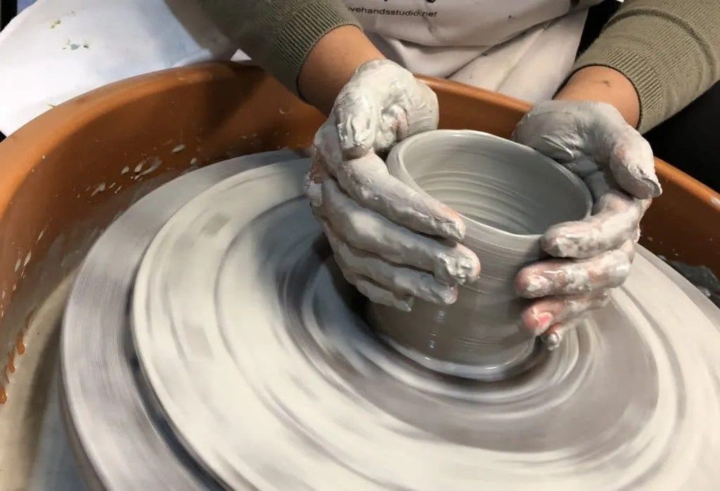 Pottery Throwing (Wheel) 1:1 workshops with free cuppa and pastry\/cake