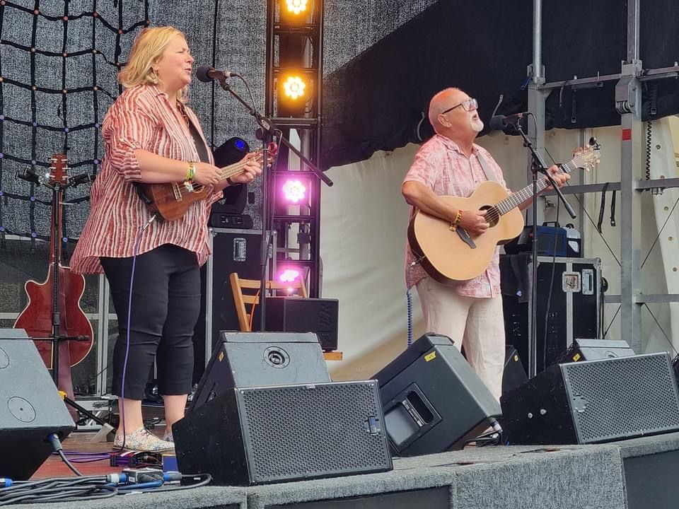 Sally Ironmonger & Brian Carter at Waveney Folk Club