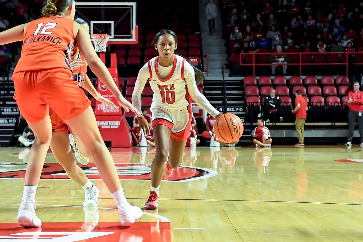 Lady Topper Basketball vs. Liberty