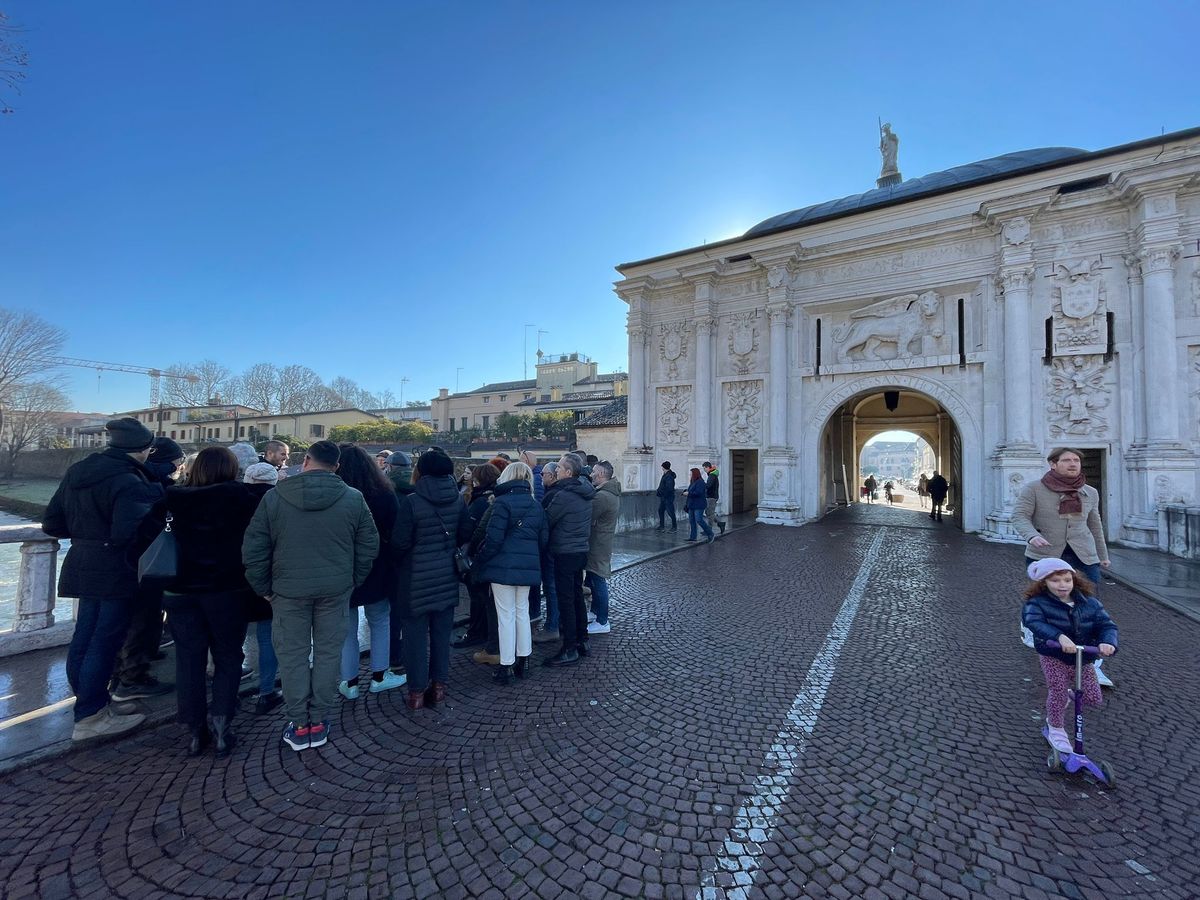 PORTE APERTE - Visita al sottotetto di Porta San Tomaso