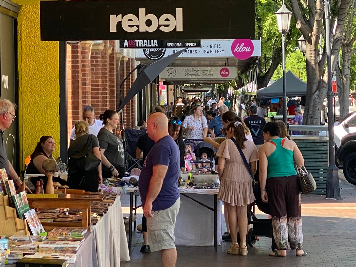 Dubbo Rotunda Market Australia Day - Macquarie Street