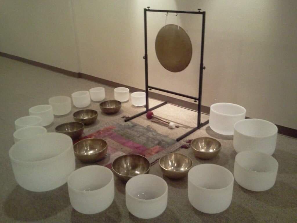 $20 - SUNDAY 4PM Crystal & Tibetan Singing Bowl Meditation