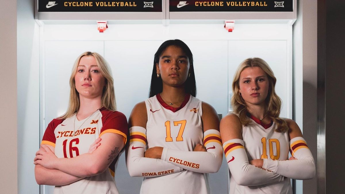 Parking Iowa State Cyclones at Iowa Hawkeyes Womens Volleyball