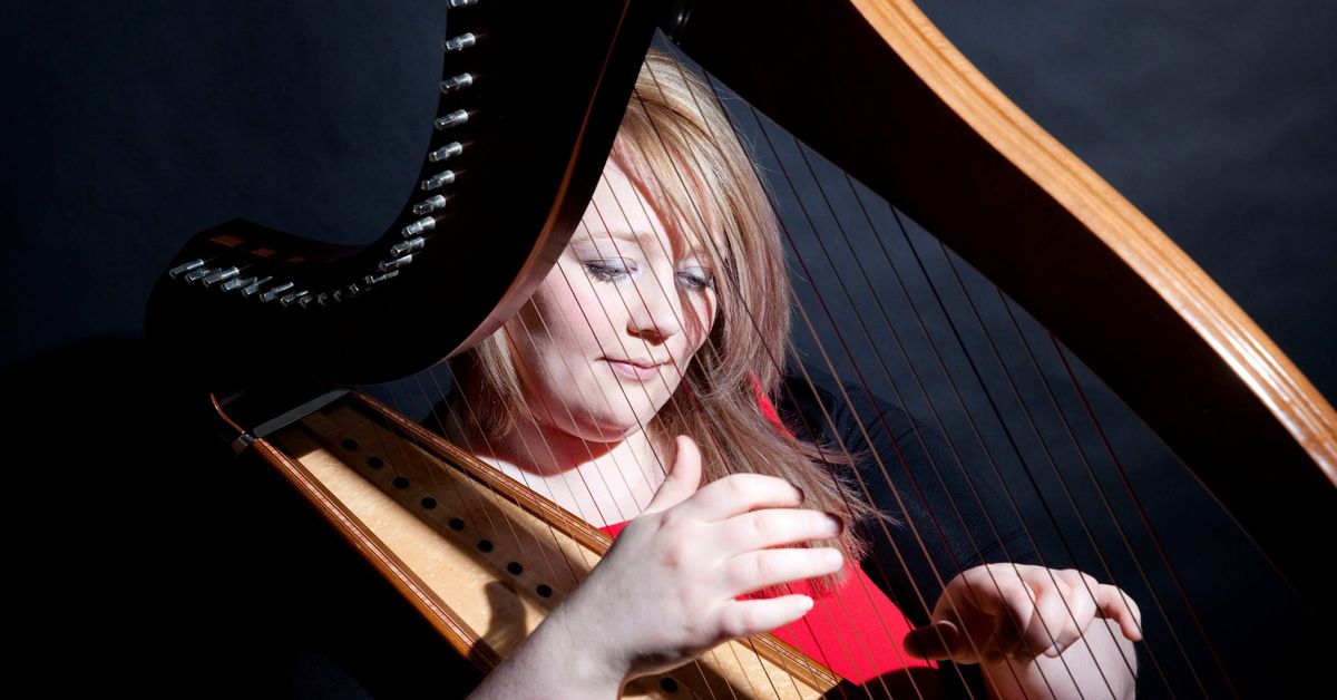 House Harp Concert - Heather Downie, Scottish Traditional Folk Harpist & Singer