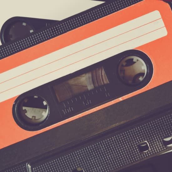 90's R&B Sing-A-Long + Mini Candle Making