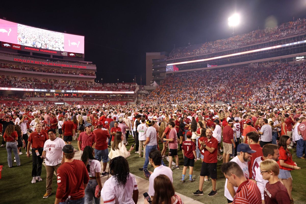 Arkansas Razorbacks at Tennessee Volunteers Football