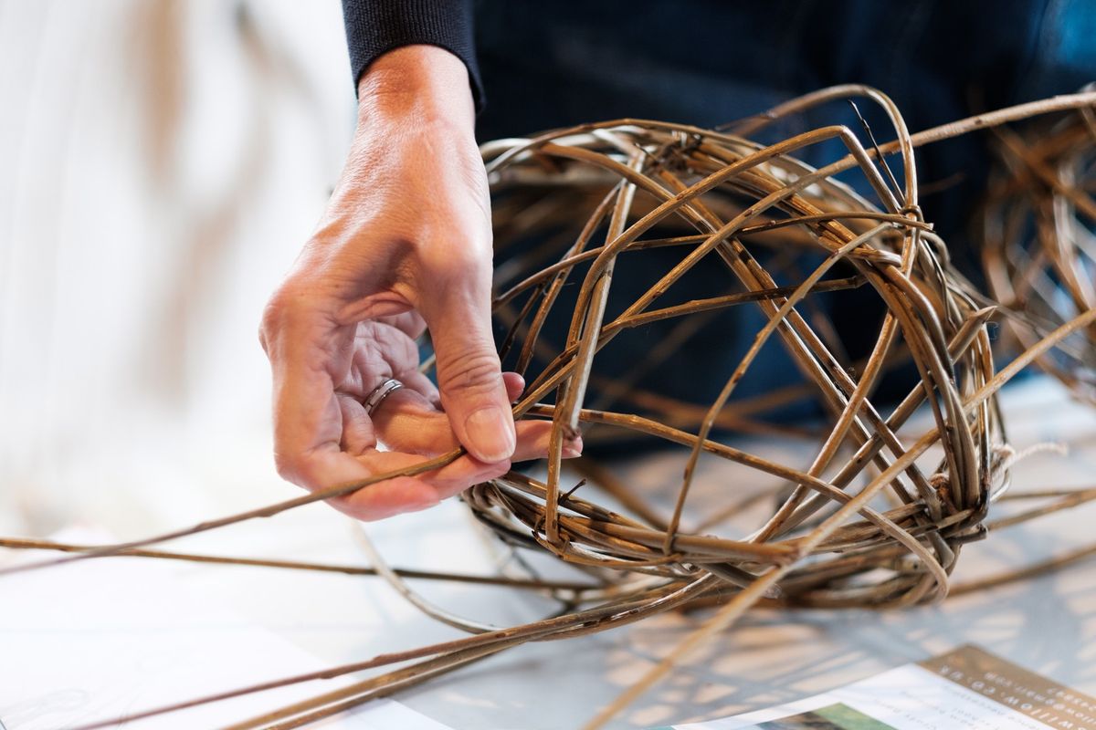 Willow Sculpture Workshop at Stroud Brewery