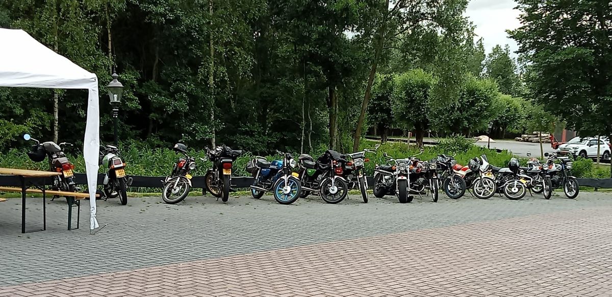 brommer treffen midlife mopeds 