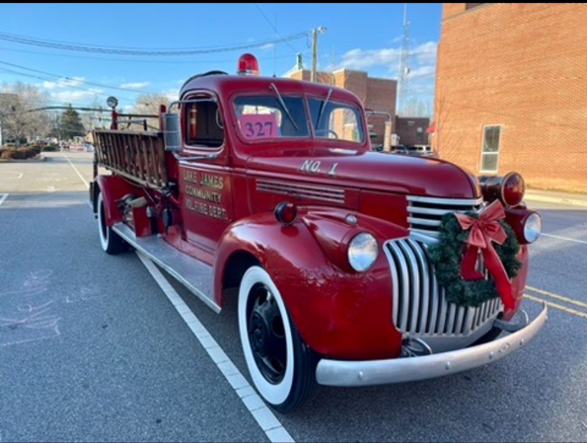 Downtown Development Association\u2019s Downtown Morganton Christmas Parade