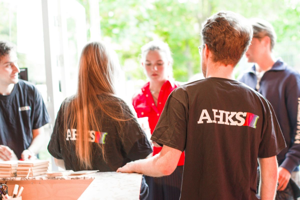 AHKSI - Jingle 'n Mingle