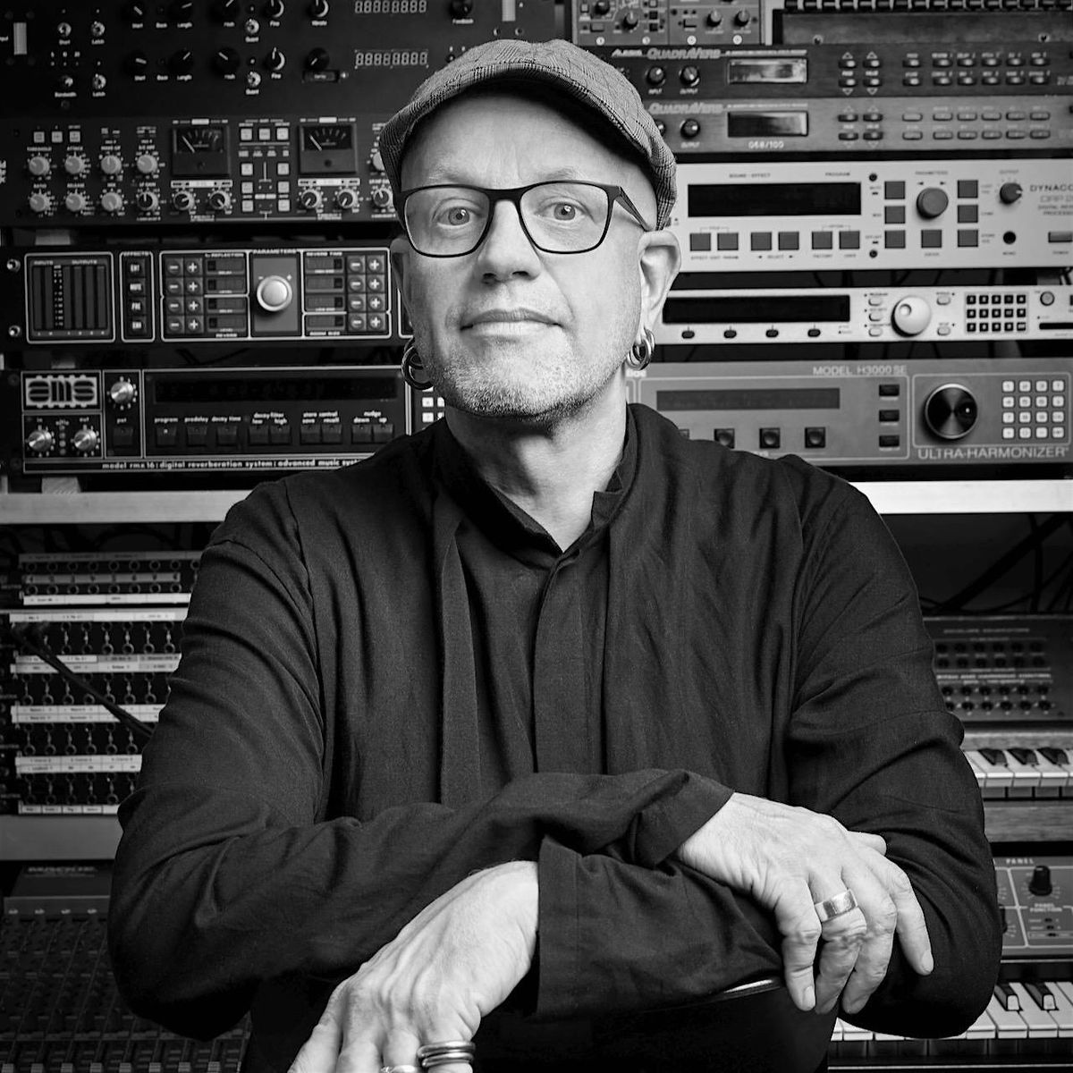 INSIDE\/OUT:  'Computable Numbers' with Robert Henke