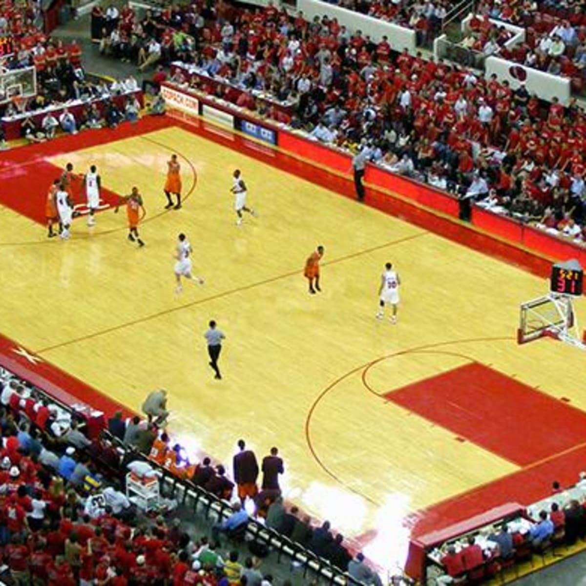 Florida State Seminoles at North Carolina State Wolfpack Mens Basketball at Lenovo Center