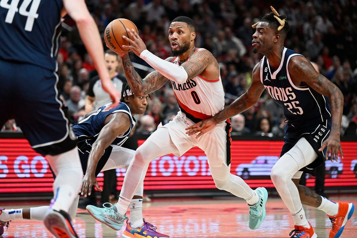 Dallas Mavericks at Portland Trail Blazers at Moda Center