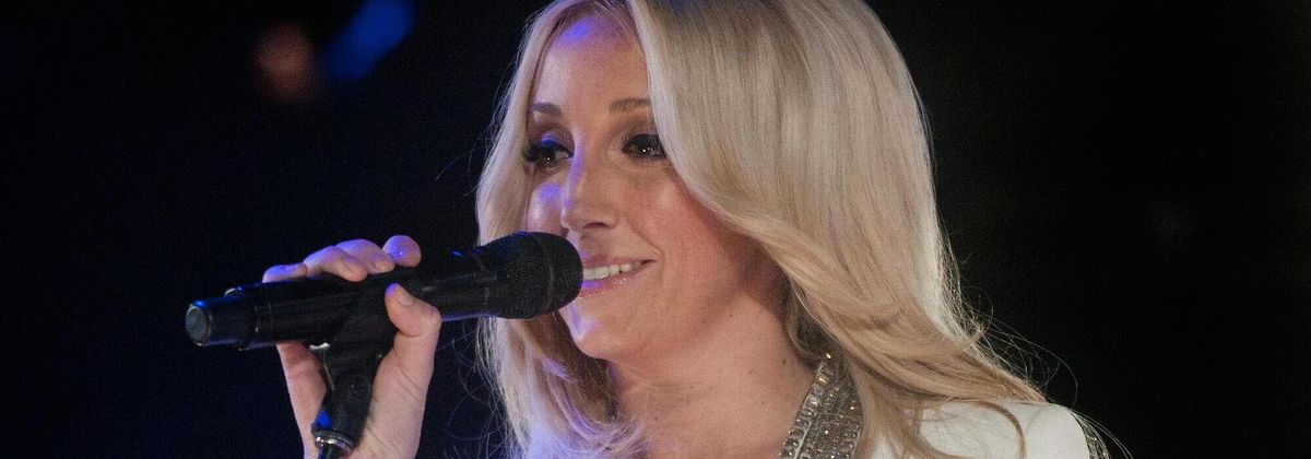 Ashley Monroe with Striking Matches