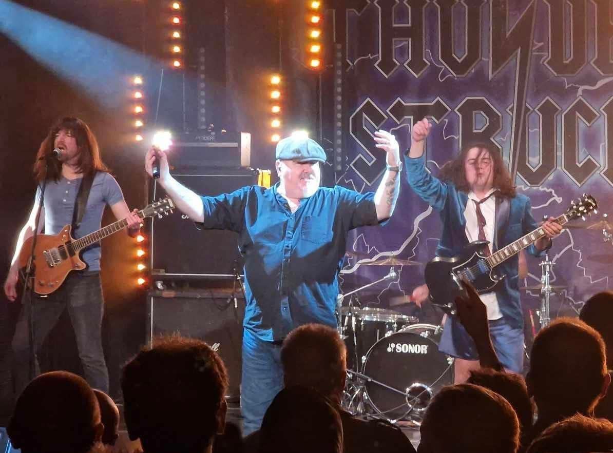 Thunderstruck UK (ACDC Tribute) - at The Jolly Miller