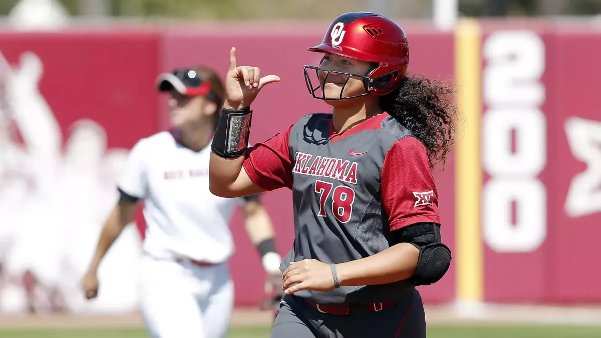 Oklahoma Sooners at Arkansas Razorbacks Softball