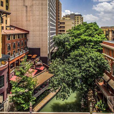 Hotel Valencia Riverwalk