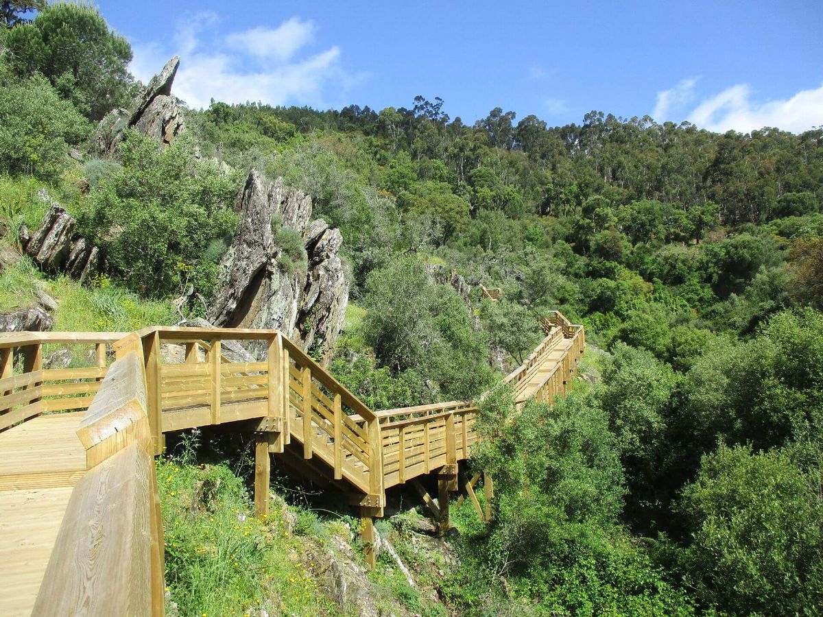 Caminhando na Serra d'Ossa, Redondo e Vila Vi\u00e7osa