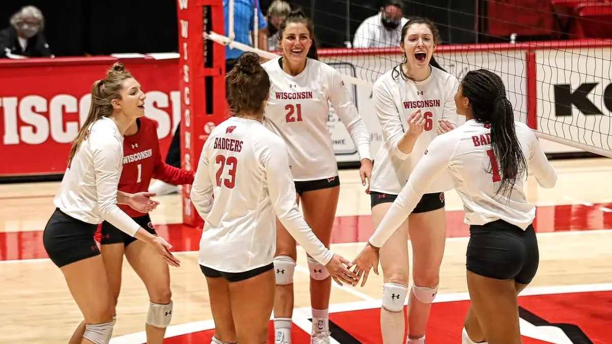 Parking Minnesota Golden Gophers at Wisconsin Badgers Womens Volleyball
