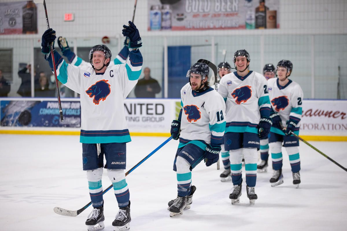 Anchorage Wolverines vs. Kenai River Brown Bears